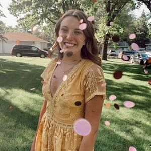 Meet your Posher, Hallie